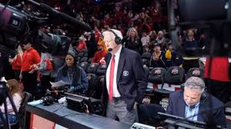 Doyel: Everything about Final Four analyst Bill Raftery's story is true. Except his age.
