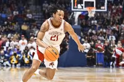Dj Wagner Enters Transfer Portal After Averaging 7.4 Points for Arkansas