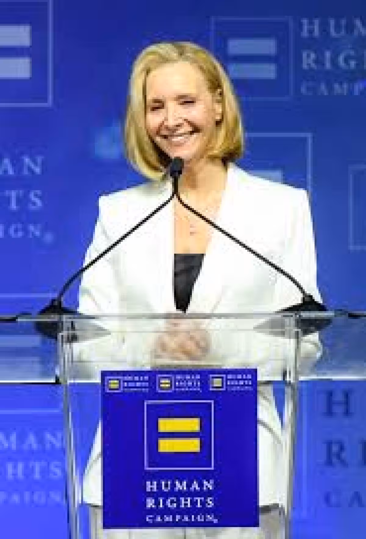 Lisa Kudrow says Friends fame brought ‘nobody cared’ treatment