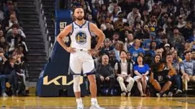 Stephen Curry returns with 29 points as Warriors lose to Rockets