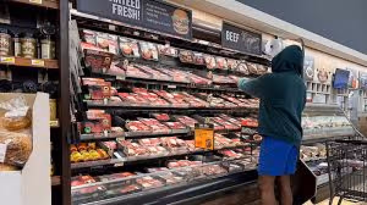 Inflation Seen Jumping to 3.3% as Iran War Pushes Energy Higher