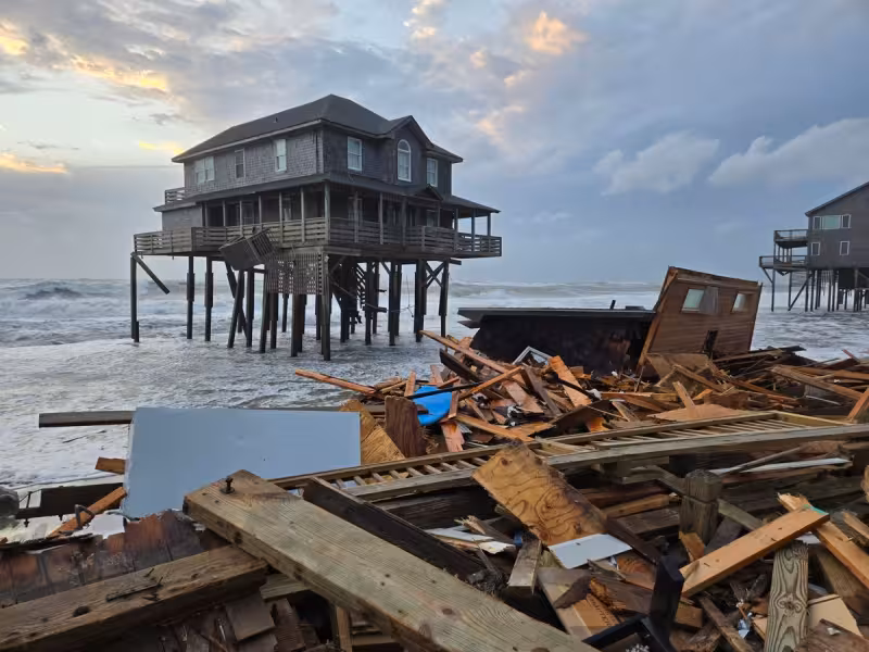 Threat of more oceanfront homes collapsing closes portion of Outer Banks beach