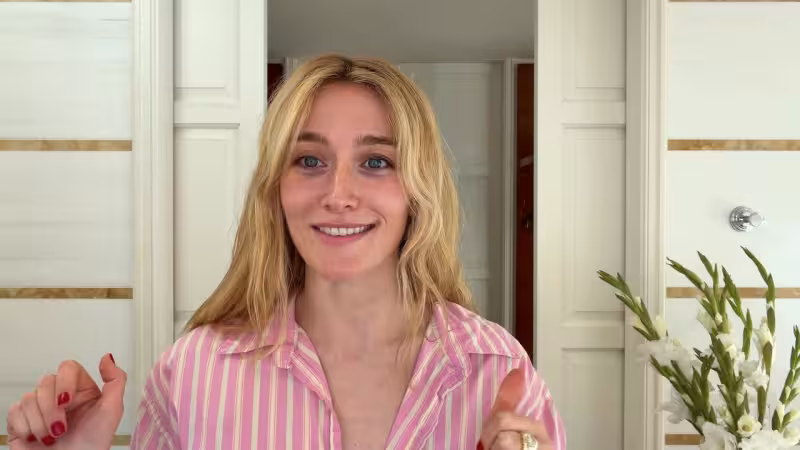 Sarah Pidgeon on the Unlikely Inspiration for Her Dewy Spring Eye Makeup