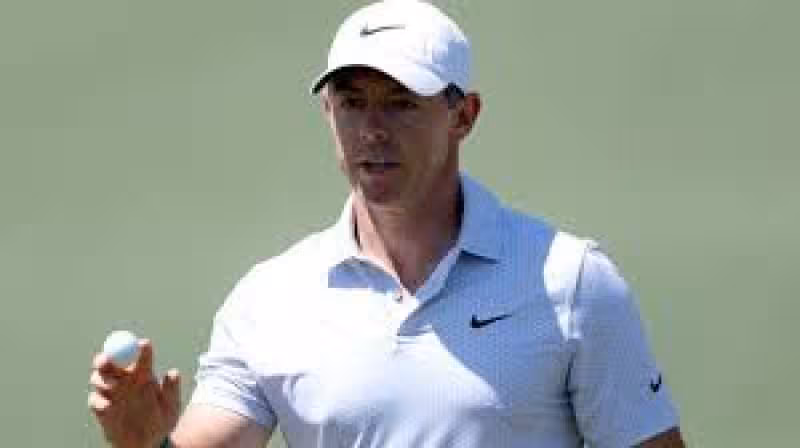 Rory McIlroy birdies Hole 2, takes outright lead