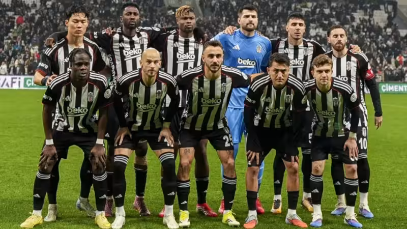 Beşiktaş - Antalyaspor ilk 11, maç kadrosu! Beşiktaş - Antalyaspor yedekler, eksikler, cezalılar kim?