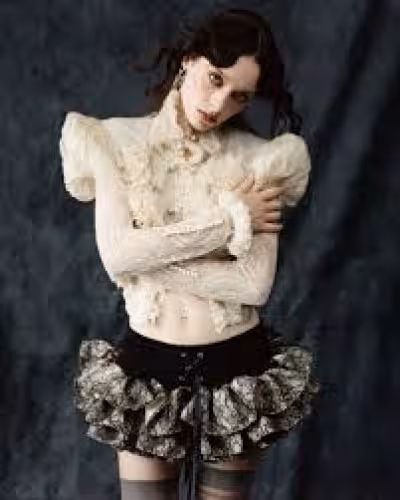 Holly Humberstone’s ‘Cruel World’ turns outward with lush, confident songs