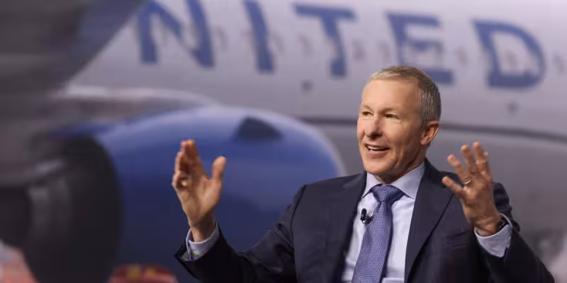 United Airlines CEO judges candidates by whether pilots would want to go on a four-day trip with them: ‘If you say no, then they’re out’ | Fortune
