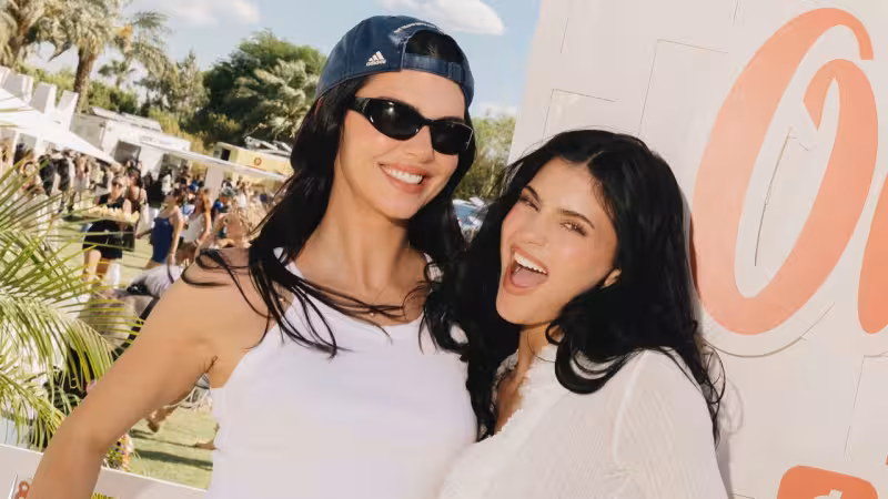 Kendall Jenner Expertly Styled White Jean Shorts for Summer 2026