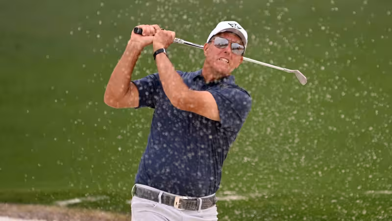 Phil Mickelson, from afar, laments loss of Masters 'intrigue'