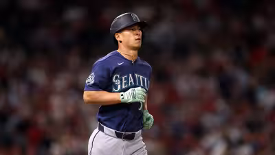 Rob Refsnyder robs Rangers homer in first Mariners field start