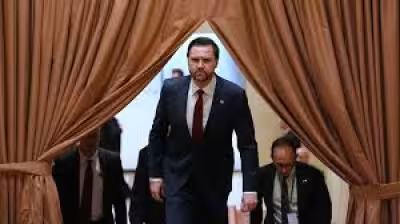 Trump Iran Talks in Islamabad Put Vance in Rare Diplomatic Role