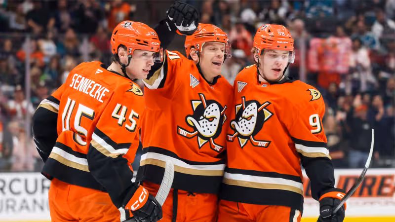 Stanley Cup Playoffs Buzz: Races remain tight on 6-game Sunday | NHL.com