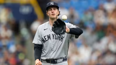 Aaron Judge, Yankees' cold start raises early questions in Bronx