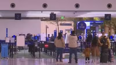 Dhs Furloughed Employees Recalled as Shutdown Pay Fix Spreads