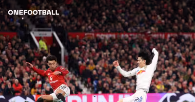 Lisandro Martínez sees red after hair pull in Leeds match