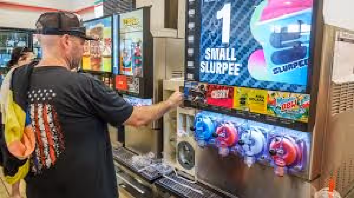 Convenience Store giant 7-Eleven to close more than 600 locations in 2026