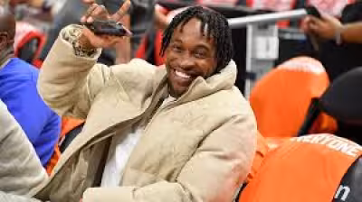 Alshon Jeffery reportedly arrested on insurance fraud charge, then released