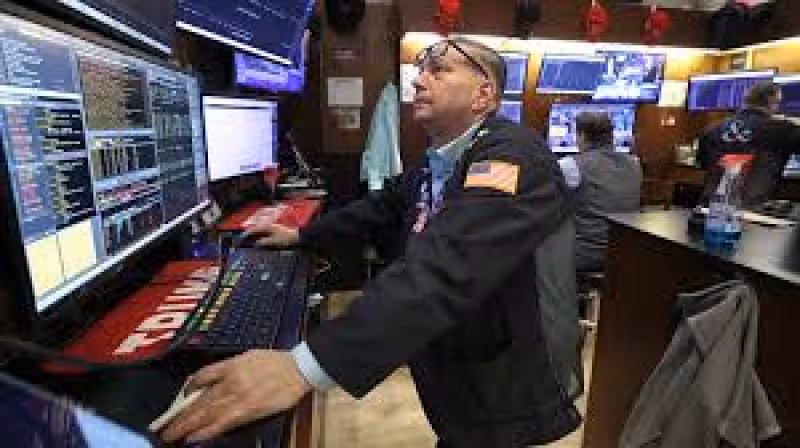 Dow rallies 900 points, S&P 500 tops 7,100 for the first time after Iran declares Strait of Hormuz open: Live updates