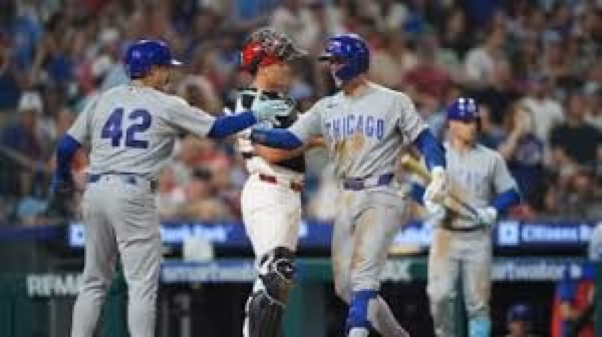 Nico Hoerner sparks Cubs’ 11-2 rout as Matt Shaw makes history