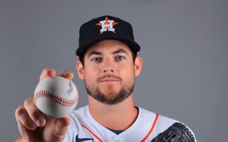Astros To Select Peter Lambert