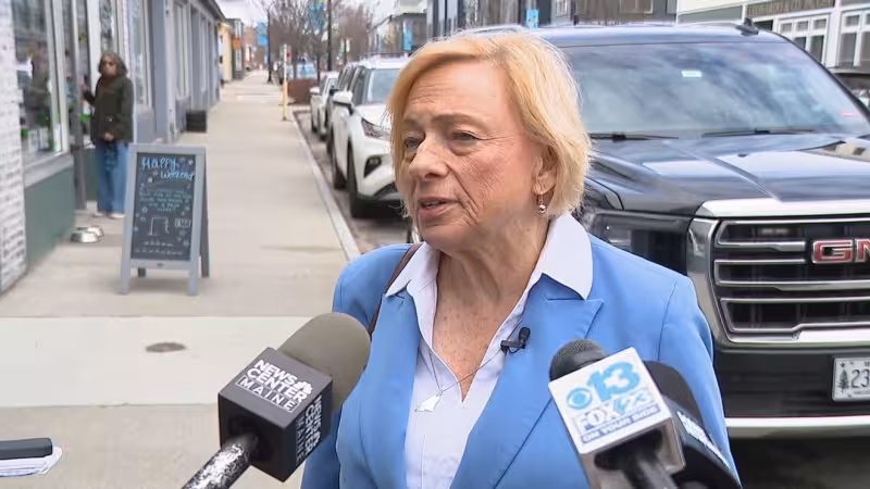 Elizabeth Warren Endorses Graham Platner at Portland Rally