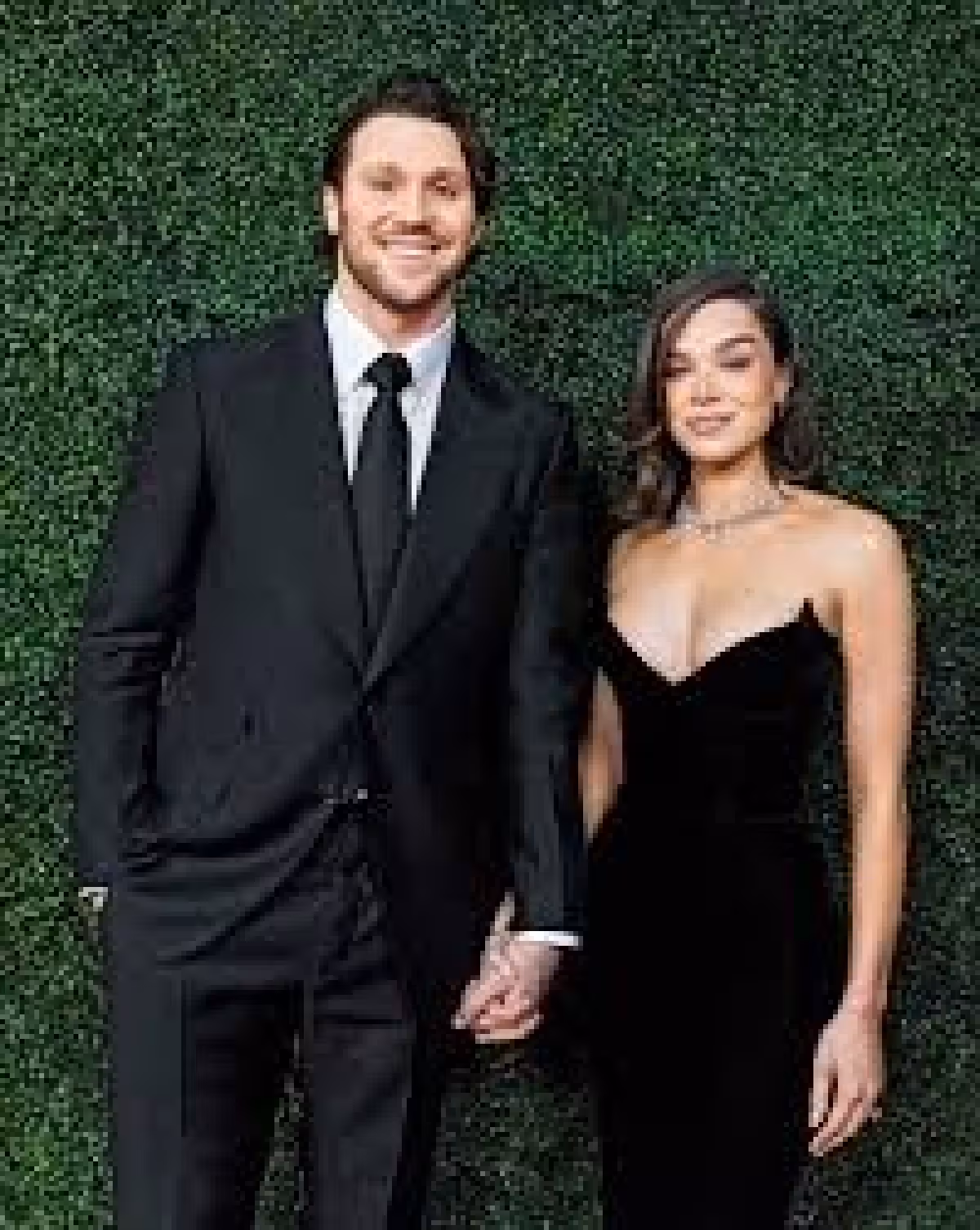 Josh Allen Hailee Steinfeld Parents: Singer misses music videos amid newborn life