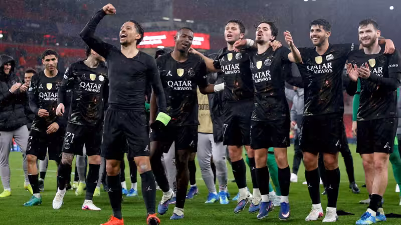 Ligue 1: PSG host Lyon as Dembélé form and title race raise stakes