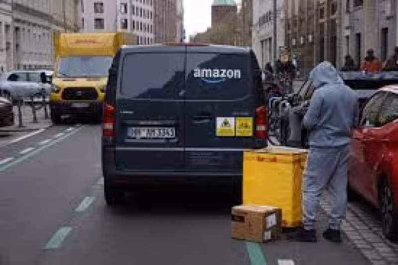 3 Reasons Amazon Stock Can Hit a Record High Despite Monday’s Drop