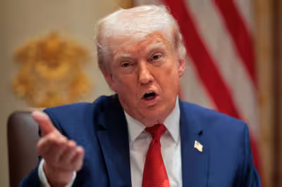 White House Correspondents' Dinner faces boycott calls as Trump plans to attend