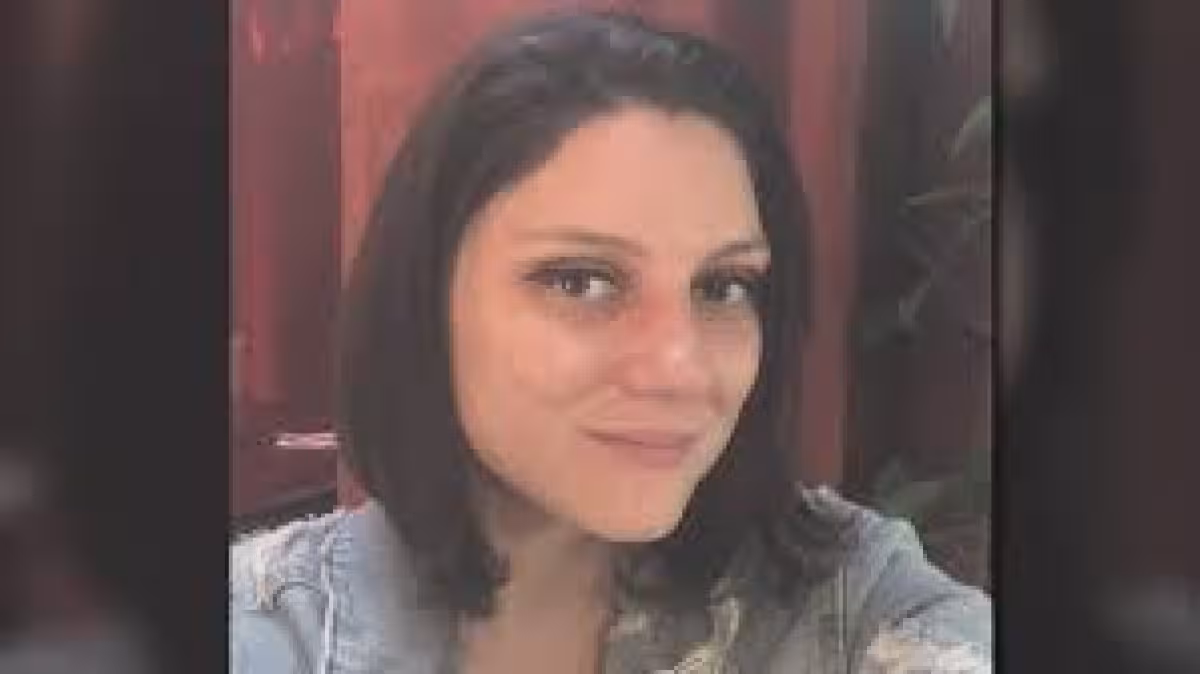 Amy Eskridge text messages discussed in new FBI probe details