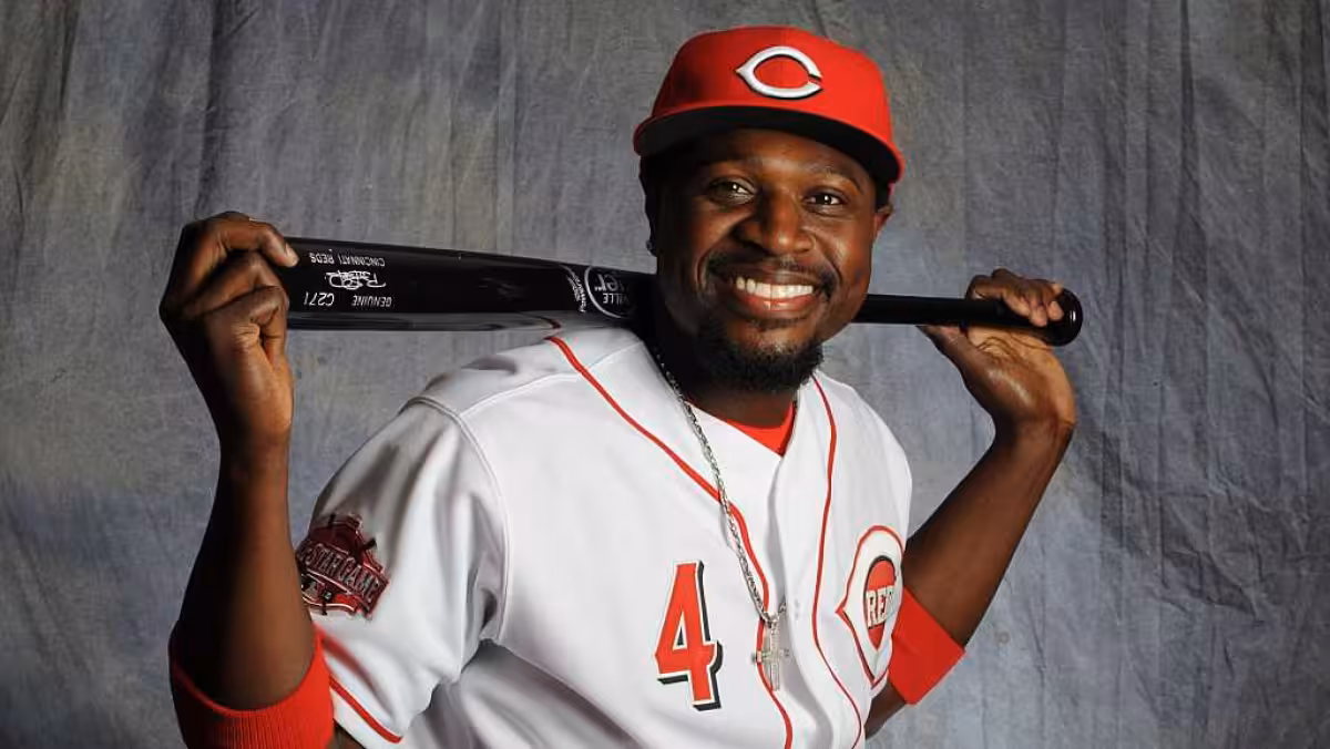 Brandon Phillips to retire as a Red with one-day contract on April 25