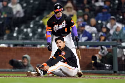 Giants Dodgers: Jung Hoo Lee banged up again in 3-1 win