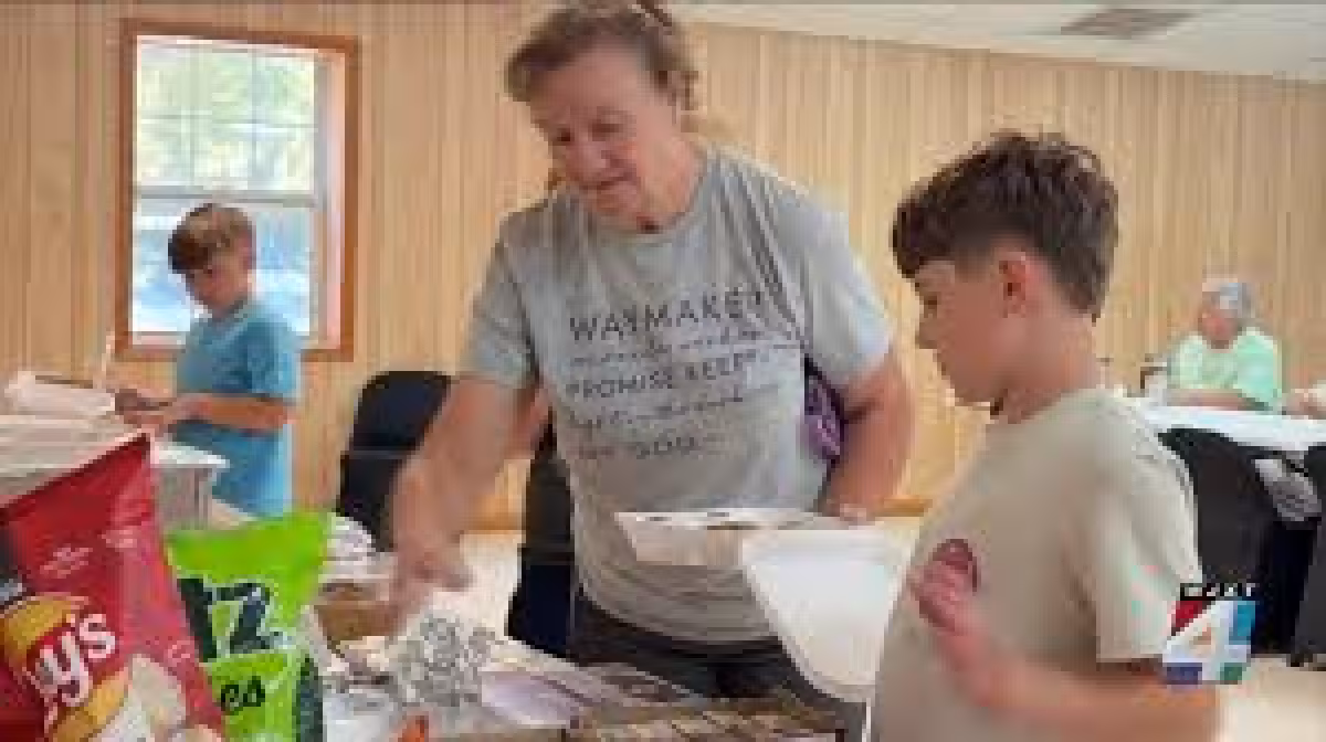 Nahunta Ga wildfire burns 1,500 acres as churches, shelters open