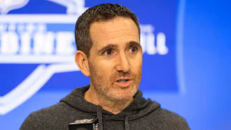 Eagles reportedly met with defender at school that Howie Roseman always targets
