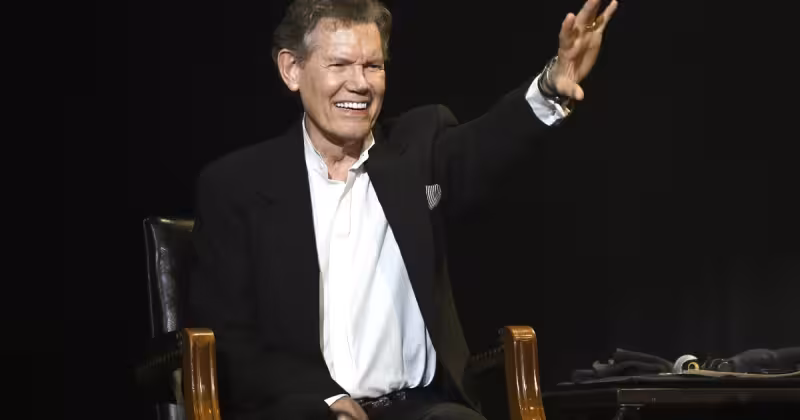 Randy Travis still draws fans as James Dupré keeps songs alive on tour