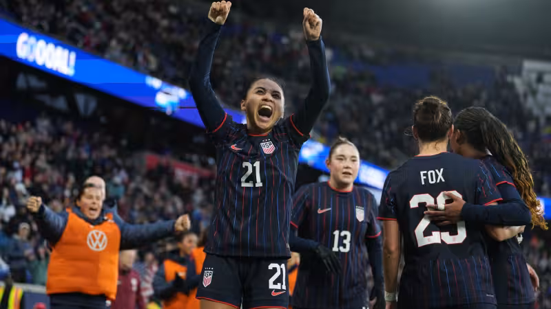 USWNT stay No. 2 in latest FIFA Women's World Rankings | Goal.com