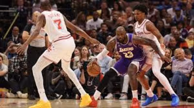 Houston Rockets vs. Los Angeles Lakers: Stream, lineups, injury reports, broadcast (4/24)