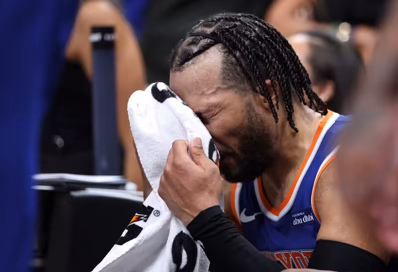Mike Brown inherits a Knicks offense still stuck in Jalen Brunson’s hands