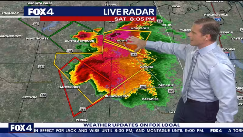 Tornado warning issued in North Texas