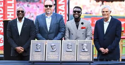 Reggie Sanders, Brandon Phillips and Lou Piniella inducted into Reds Hall of Fame