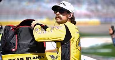 Ryan Blaney’s pit road troubles continue with Kansas penalty