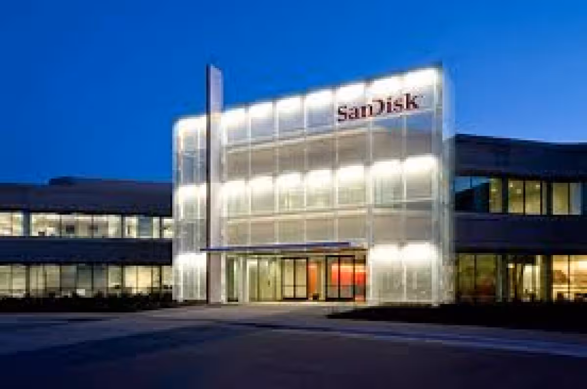 Sandisk Stock Joins Nasdaq-100 After Stunning AI-Fueled Run