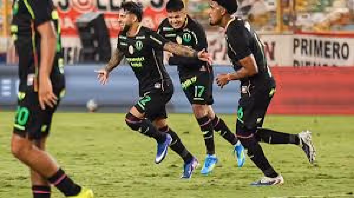 Universitario - Alianza Atlético: Caín Fara queda fuera por molestia en el tobillo