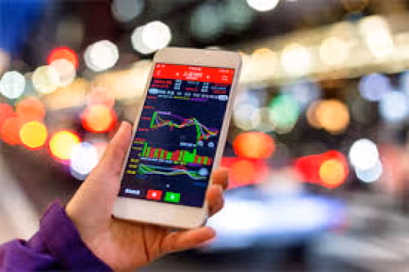 VTI ETF Declines 0.7%