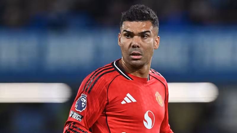 Casemiro exit puts Manchester United on the hunt for Éderson as midfielder search grows