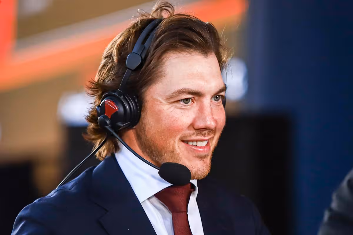 Tj Oshie says playoff teams should create havoc after Bruins-Sabres Game 4