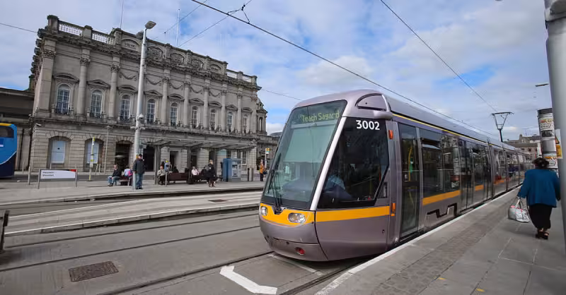 Luas red line services resume with delays after car, bus, and tram collide in Dublin | BreakingNews