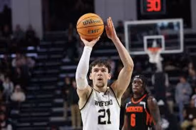 UConn men's basketball adds Wofford guard Nils Machowski from transfer portal