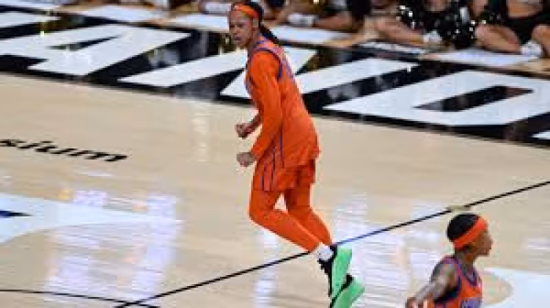 Kentucky nabs Florida transfer Me'Arah O'Neal, Shaq's daughter