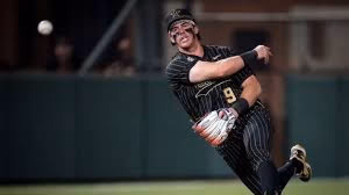 Alabama Baseball projected as No. 17 seed after SEC skid continues